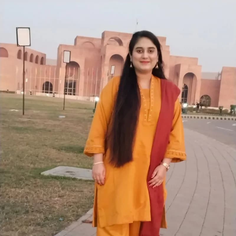 Maira Aziz 