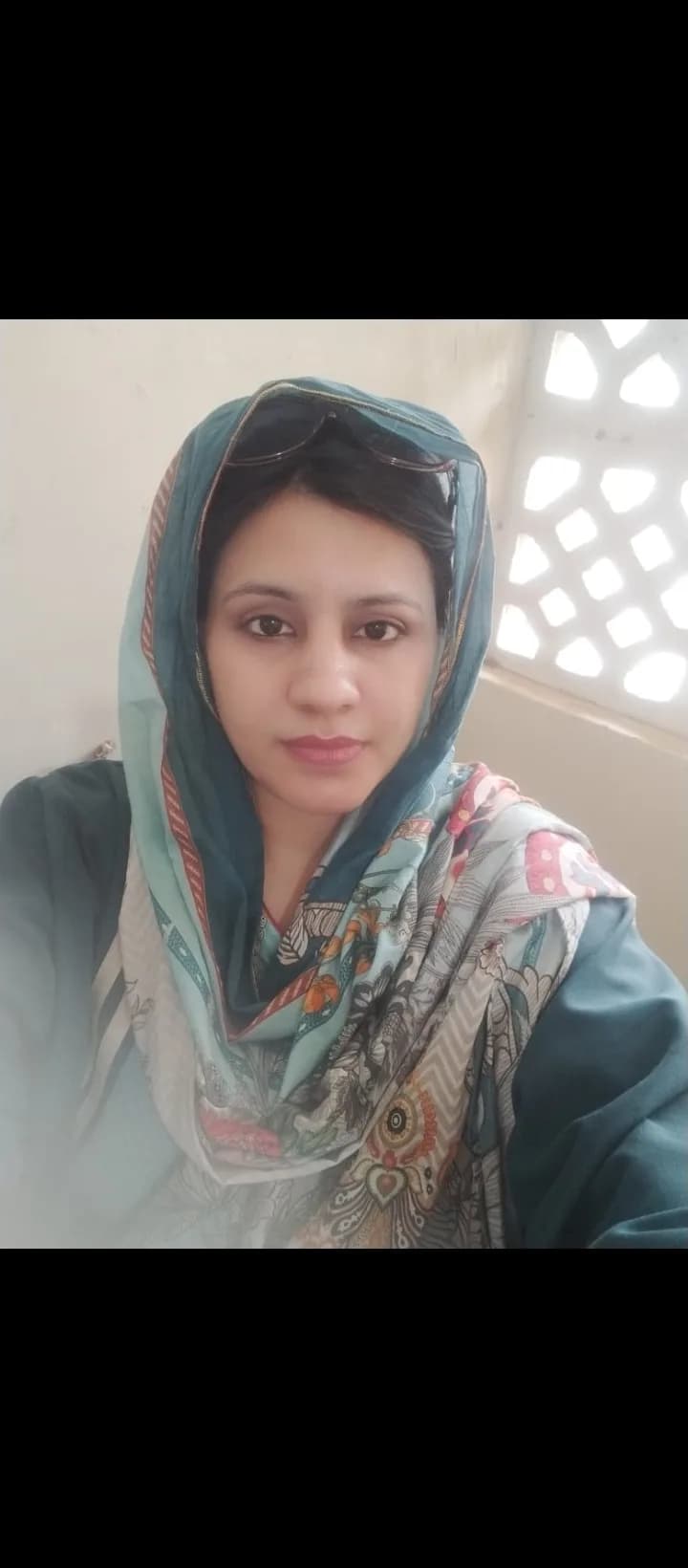 Neelam hayat