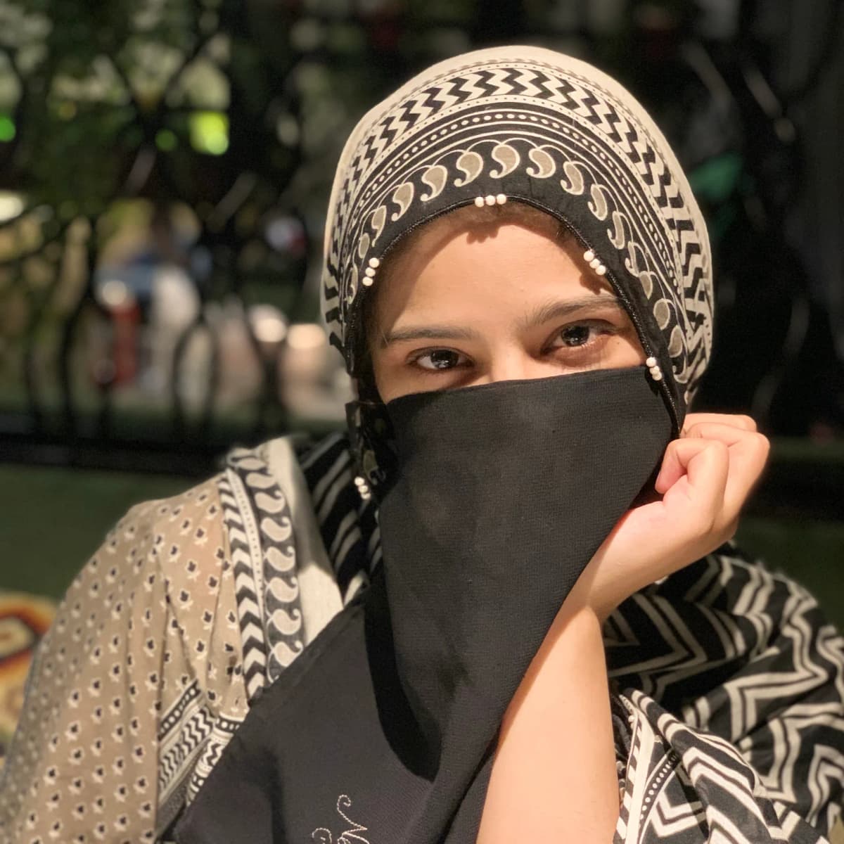 Dr Noor