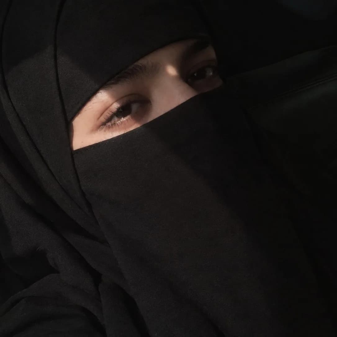 Sara hussain